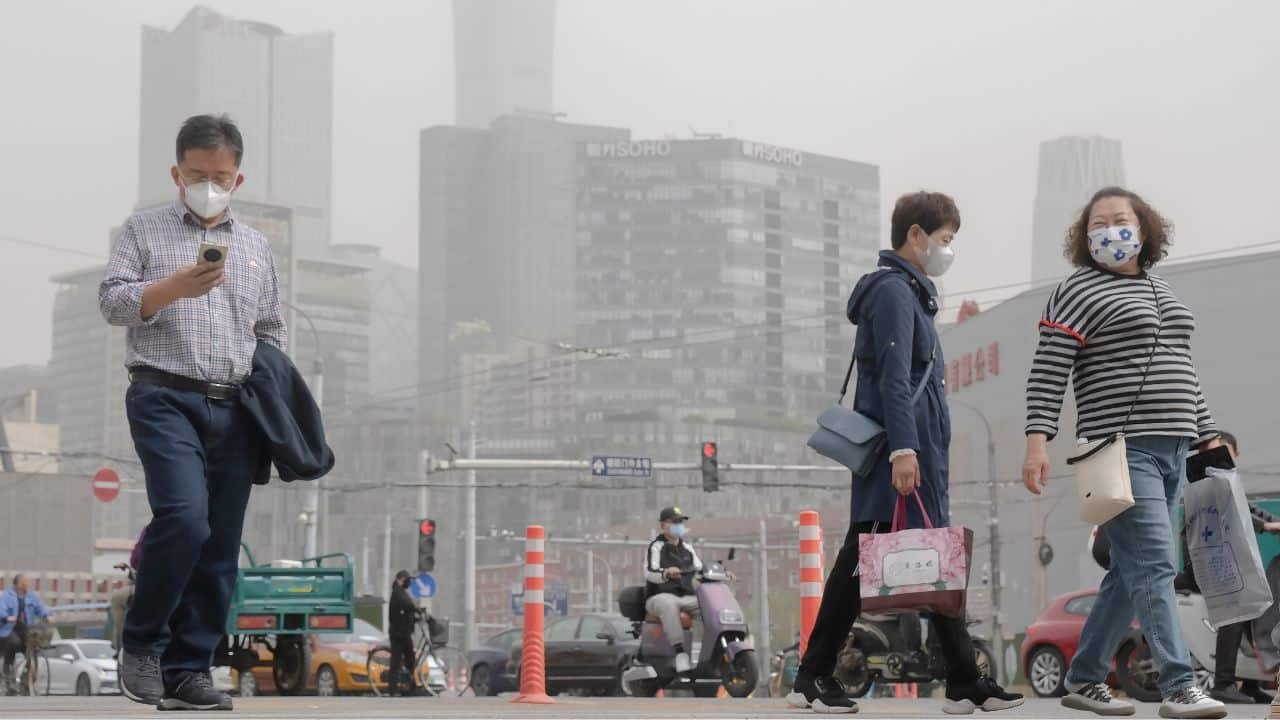 China blanketed with floating sand and dust; yellow sand reaches Japan ...