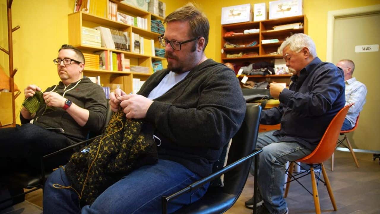 The members of DC Men Knit tend to spark a degree of fascination when they meet in public places -- but no hostility or discrimination. "It's always some grandmotherly type person that... stares at us, like we just landed from Mars," Throwe says with a laugh. "And then they'll just start asking us questions about what we're working on." (Source: AFP) The members of DC Men Knit tend to spark a degree of fascination when they meet in public places -- but no hostility or discrimination. "It's always some grandmotherly type person that... stares at us, like we just landed from Mars," Throwe says with a laugh. "And then they'll just start asking us questions about what we're working on." (Source: AFP)