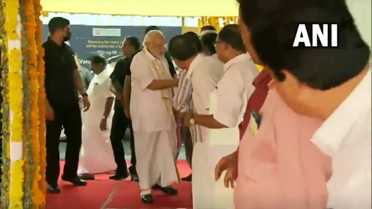 He was received by Chief Minister Pinarayi Vijaytan, Goevrnor Arif Mohammed Khan, Shashi Tharoor, MP and Mayor Arya Rajendran.