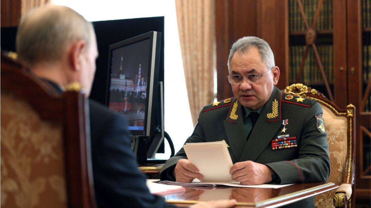 Ukrainian officials have said they’re buying time by depleting Russian forces in the battle while Kyiv prepares a counteroffensive. Ukrainian President Volodymyr Zelenskyy has argued that if Russia wins the Bakhmut battle, it could allow Putin to begin building international support for a deal that would require Ukraine to make unacceptable compromises to end the war. (Image: AFP)
