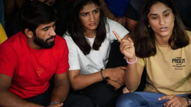File photo of Bajrang Punia and Vinesh Phogat at Jantar Mantar during the wrestlers' protest. (Photo via X)