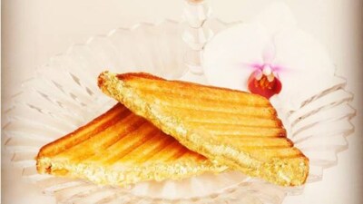 World's most expensive sandwich costs Rs 17,500. It has gold flakes and...