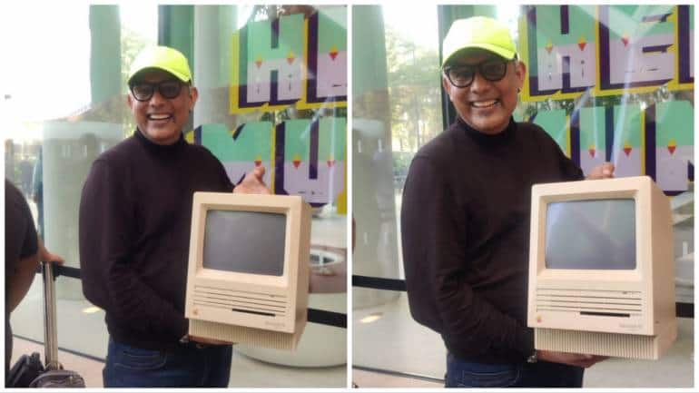 Apple BKC store launch: Loyalist shows up with a 'treasured' Macintosh - Vimarsana News