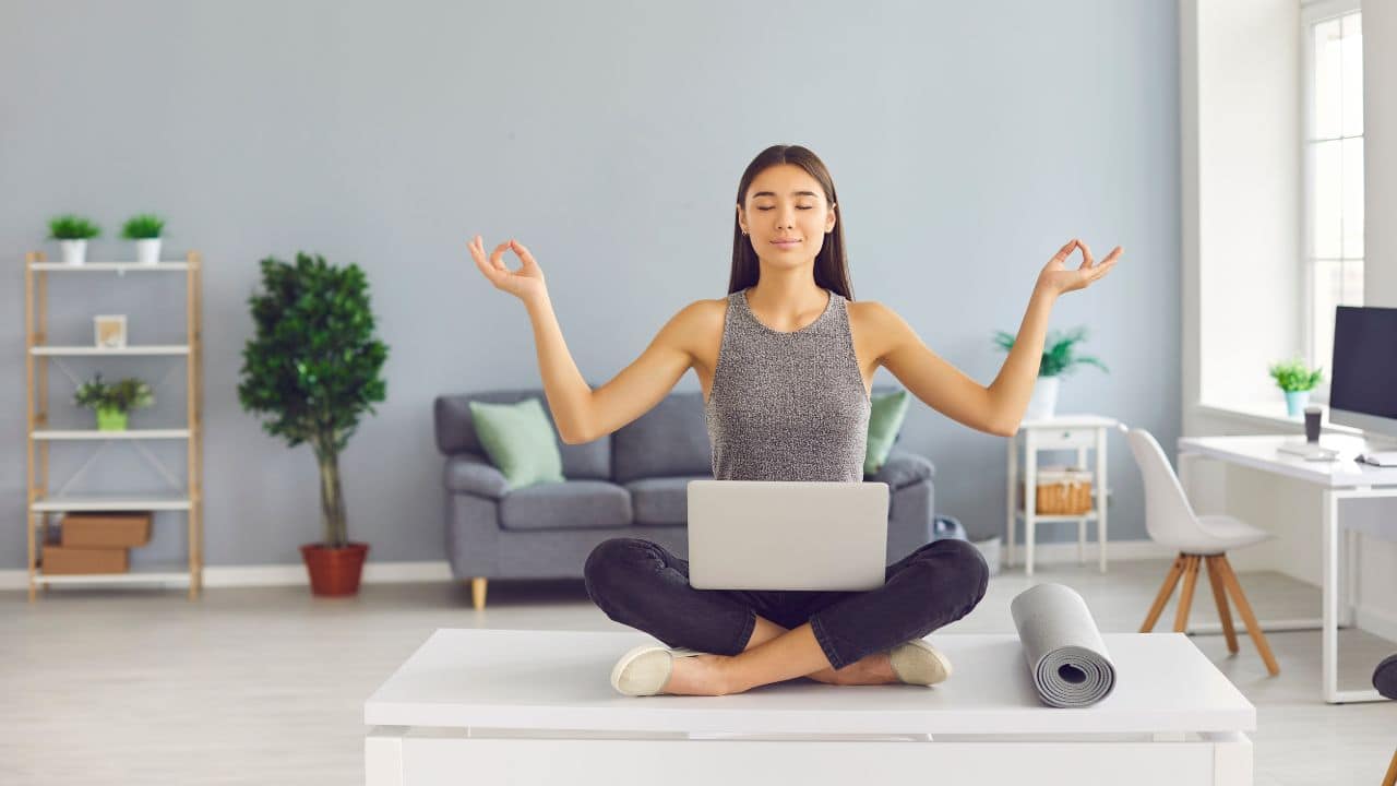 From fitness apps trying to do more than count steps to nutrition trackers - how Indian health start-ups are using AI for fitness From fitness apps trying to do more than count steps to nutrition trackers - how Indian health start-ups are using AI for fitness