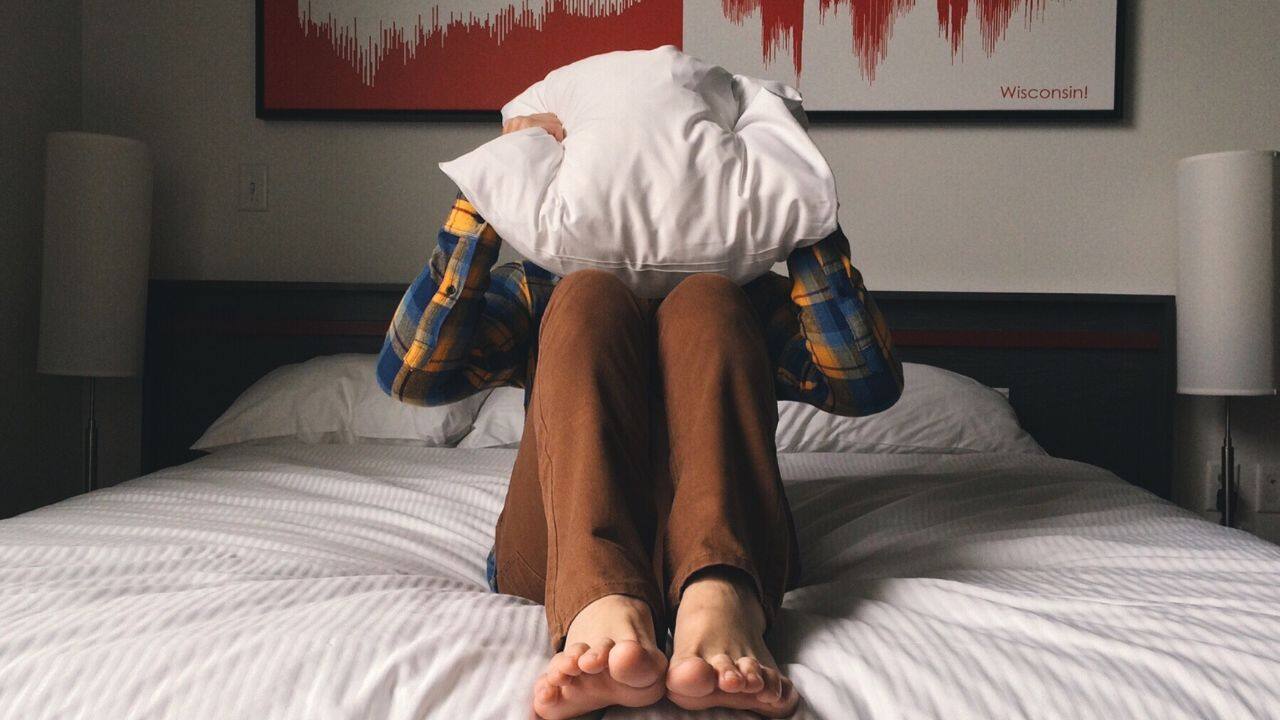 How to improve sleep quality: Follow these natural remedies, yoga and meditation tips to beat insomnia