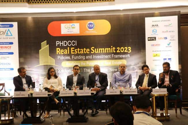 Build signature buildings aimed at building signature lives: MoHUA additional secretary - Vimarsana News