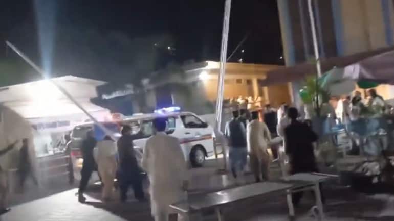 Blasts inside Pakistan police station: Seven killed, 44 wounded - Vimarsana News