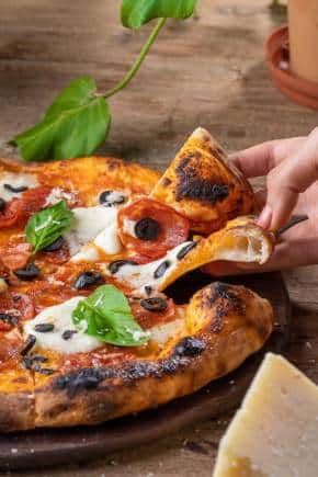Pizza at Saltt Karjat.