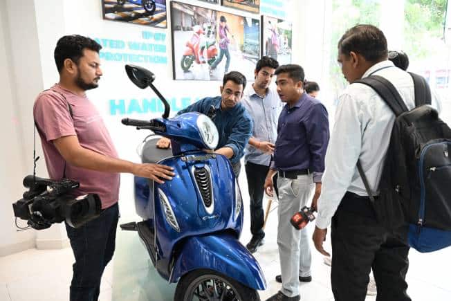bajaj chetak news