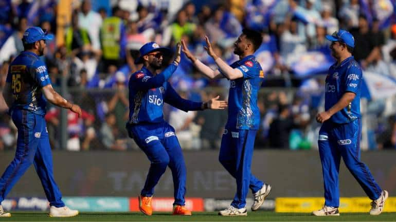 IPL 2017: Mumbai Indians beat Gujarat Lions in Super Over