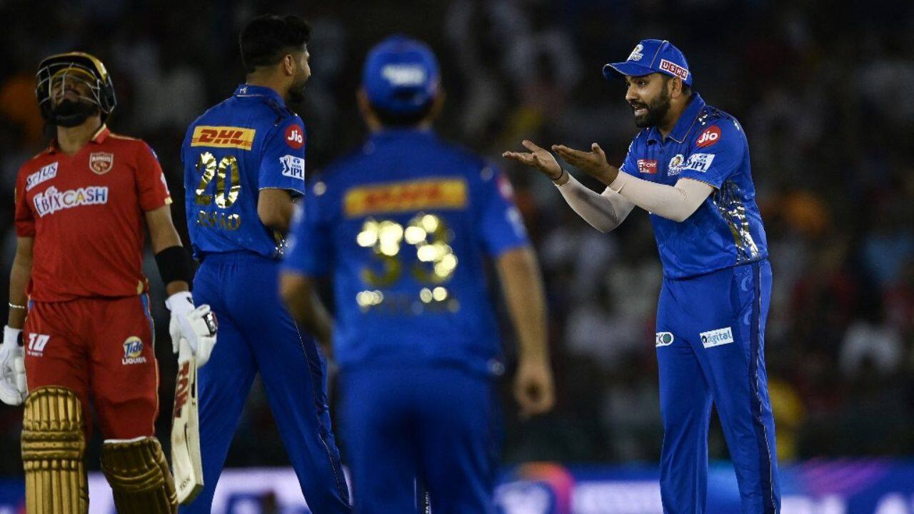 Put in to bat, Punjab lost opener Prabhsimran Singh for nine. (Image: AFP)