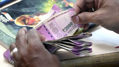 Rs 2000 bank notes