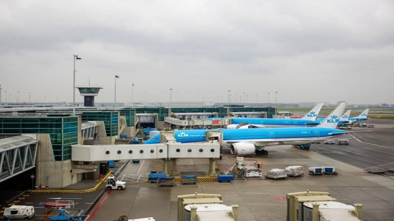 Amsterdam's airport is on a quest to ban private jets - Vimarsana News