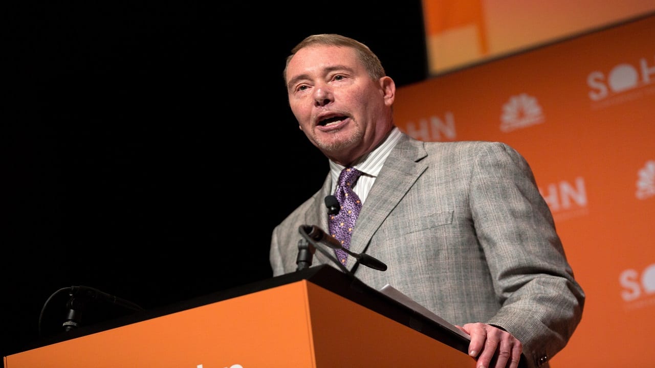 Investor Jeffrey Gundlach warns of ticking bomb as US national debt approaches $33 trillion