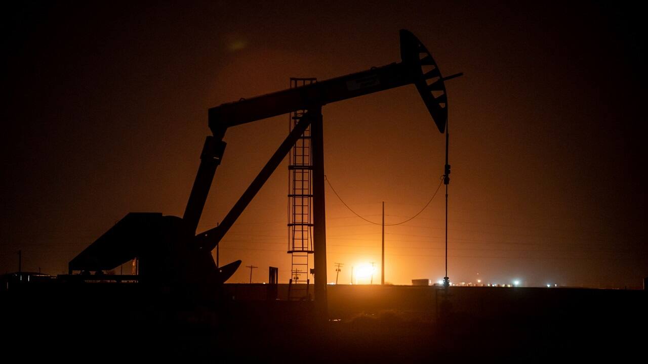 Oil set for worst run this year as recession fears rattle market
