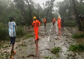 Powerful Cyclone Mocha floods homes, cuts communications in western Myanmar, at least 700 injured: See Pics