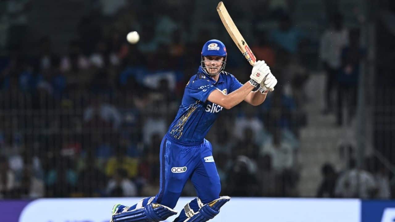 Green, who hit his maiden T20 century in Mumbai's previous win, looked in control during his 23-ball knock until his departure. (Image: AFP)