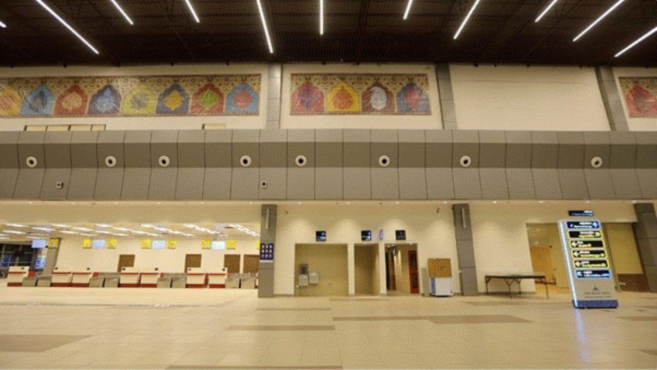 At present, Kanpur Airport is directly connected to Mumbai and Bengaluru. With improved facilities, Kanpur, which is often referred to as ‘the Manchester of Uttar Pradesh,’ is likely to be connected to more cities of Uttar Pradesh and other parts of the country. (Image: PIB)