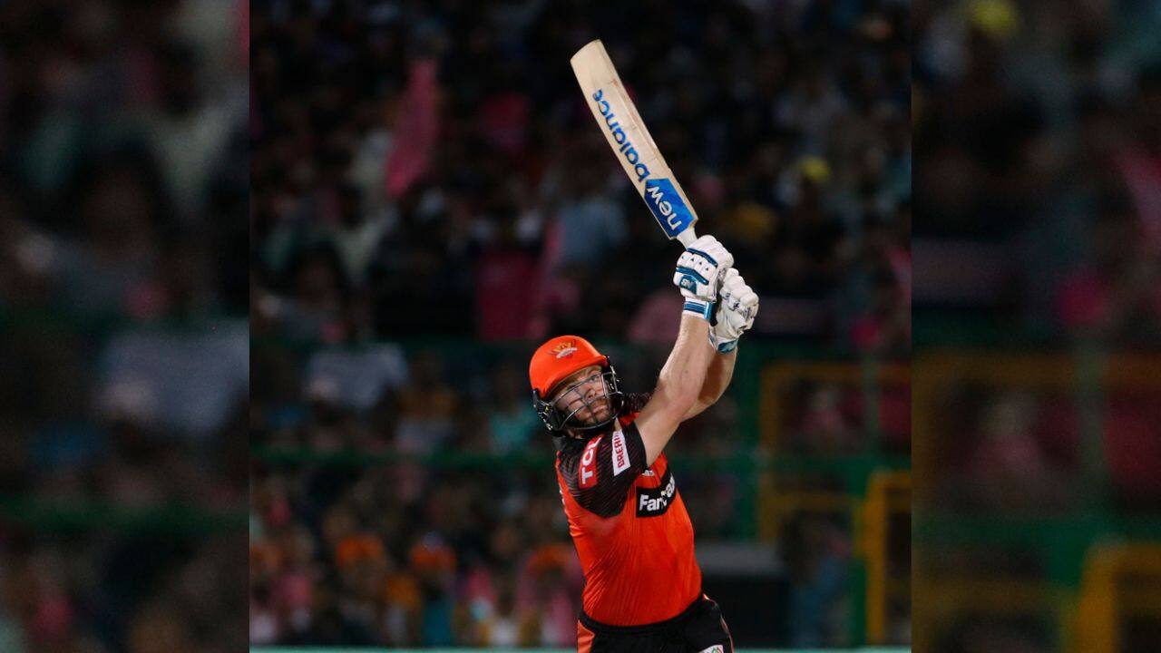 Glenn Phillips smacked 25 off seven balls to keep Hyderabad in the chase. (Source: AP)