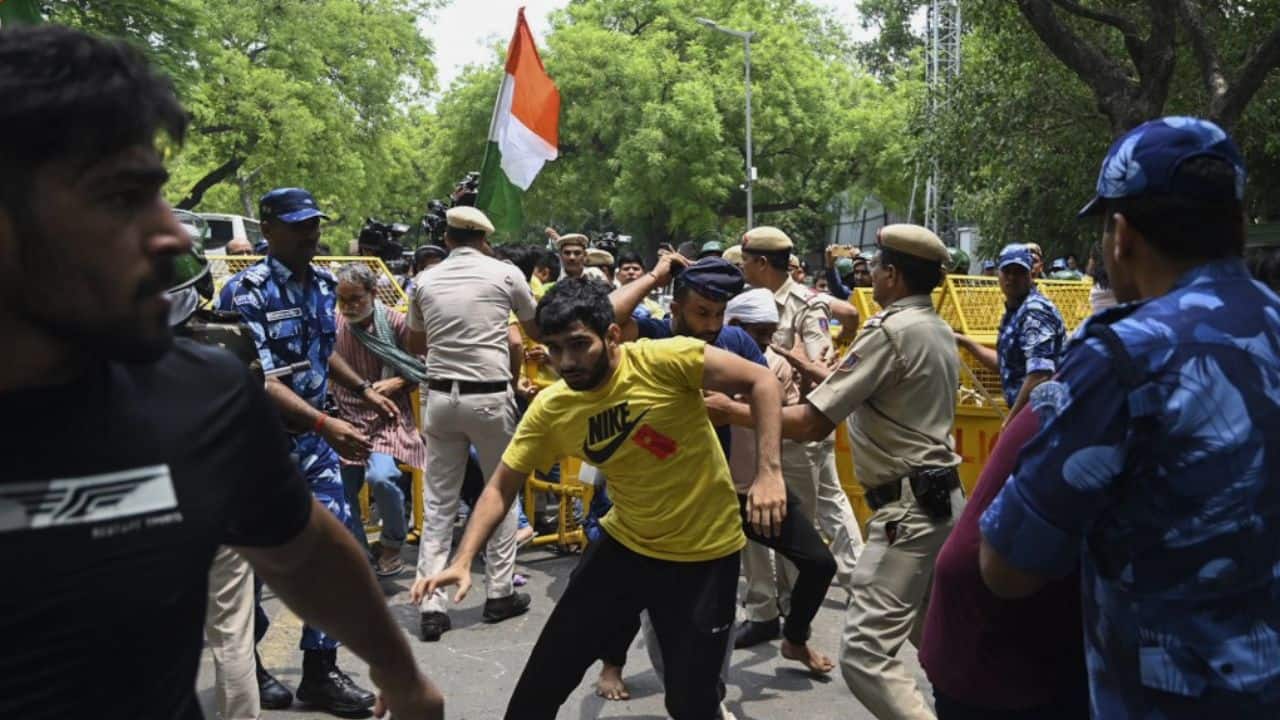 Police also removed tents and other items from the site where the protesters have been camped out, the AFP journalist said. (Image: AFP)