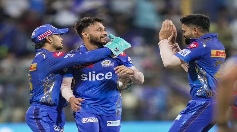 Suryakumar outshines all-round Rashid Khan as Mumbai Indians