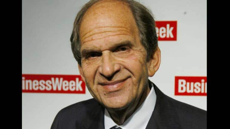 Billionaire's love child sues half-siblings for $100 million, says they act like 'evil stepsisters' - Vimarsana News