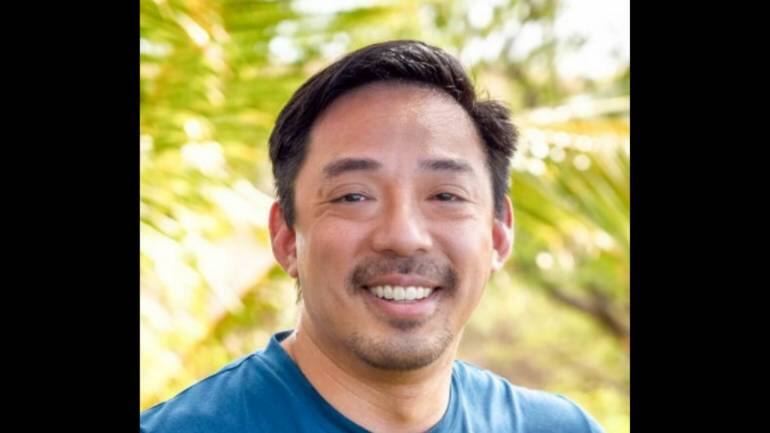 Former Reddit CEO's advice to laid-off tech workers: pivot to AI - Vimarsana News