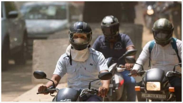 Chennai sizzles at 42.7 degrees: Rajinikanth, Vadivelu memes to beat the heat - Vimarsana News