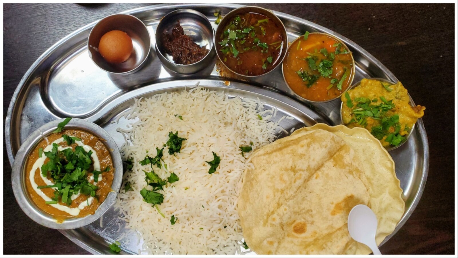 Delhi woman loses Rs 90000 in 'free thali' cyber fraud