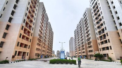 DDA sells over 1,100 flats in four hours on the first day of booking