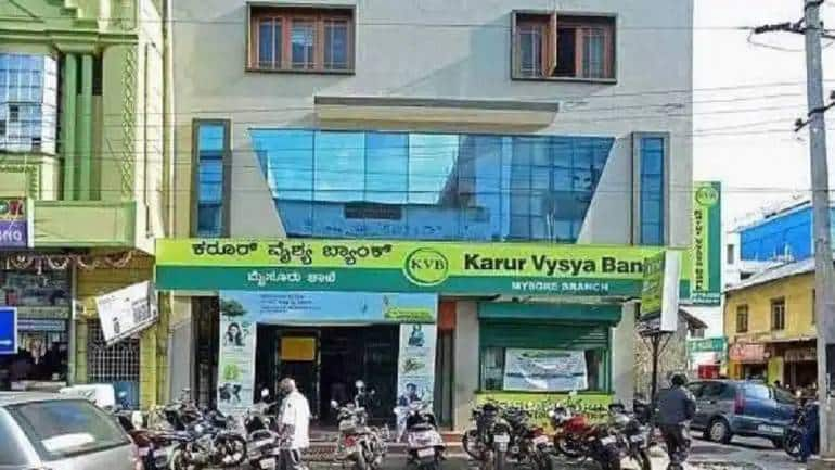 Karur Vysya Bank rises 2% as Q2 advances grow by 15.3%