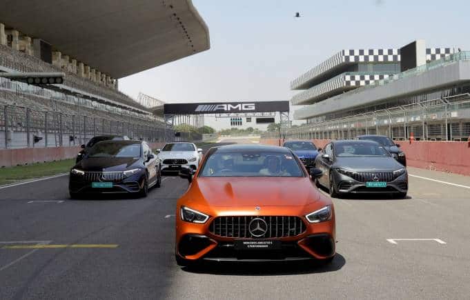 Luxury carmakers eye 2X growth rate of PV market in 2023 - Vimarsana News