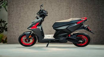 Simple One electric scooter