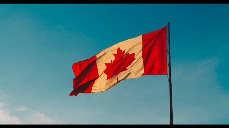 The Canadian flag. (Photo: Hermes Rivera via Unsplash)