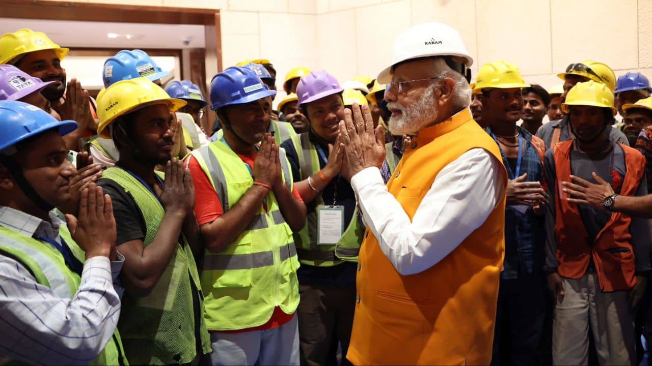 On March 30, PM Modi went for a surprise visit to the new parliament building. He spent more than an hour and inspected various works. He observed facilities coming up at both the Houses of the Parliament and also interacted with the construction workers.