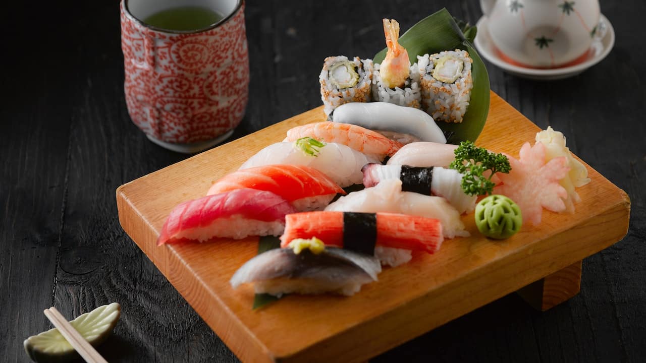 When not eating, put down your chopsticks on the supplied rest, or on the side of the plate. Never leave your chopsticks sticking out of your rice, as this resembles a Japanese funeral offering.