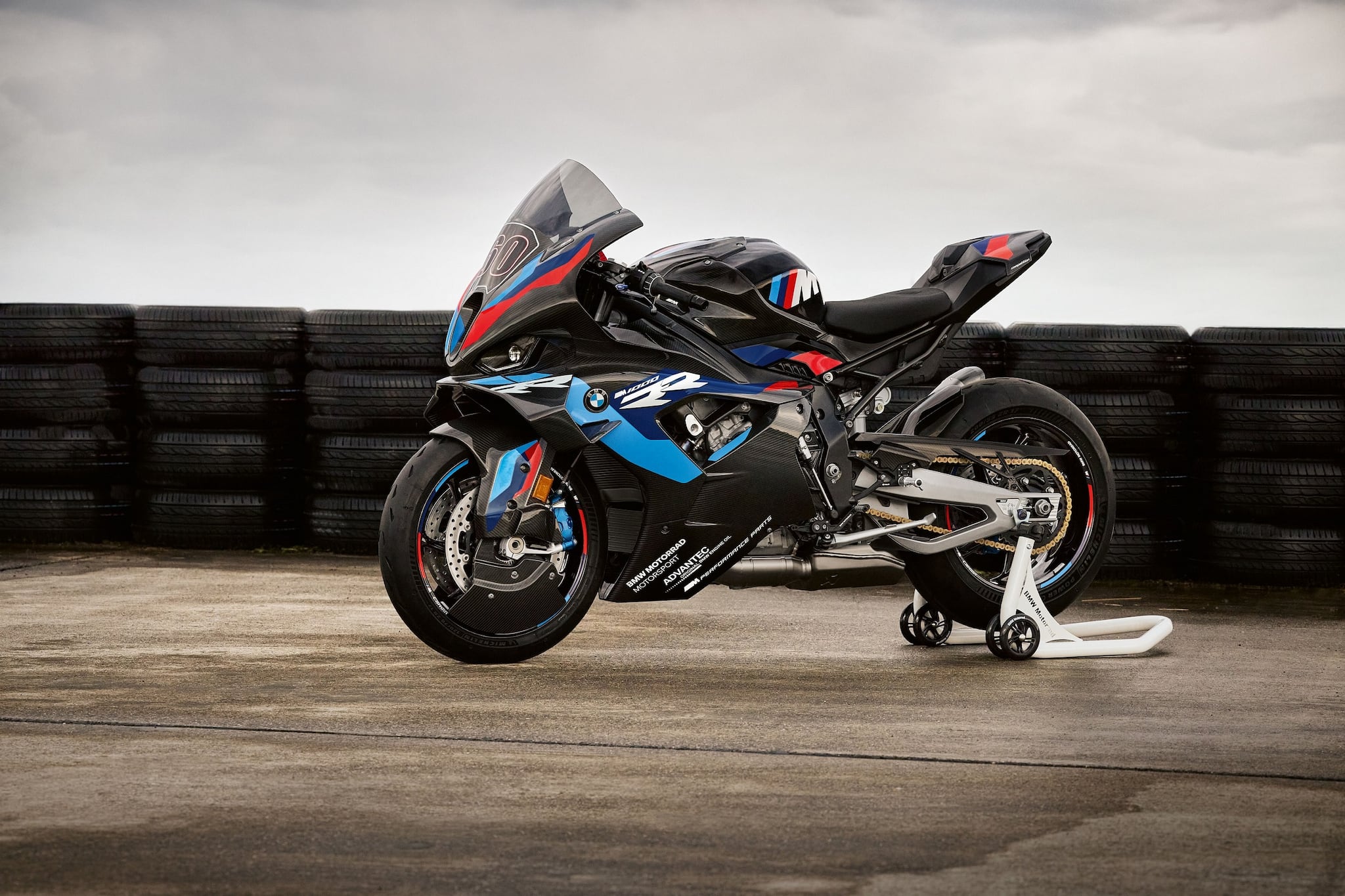 The new motorcycle will be available in two variants at an ex-showroom price. The BMW M 1000 RR is priced at Rs 49,00,000 and tge BMW M 1000 RR Competition is priced at Rs 55,00,000. 