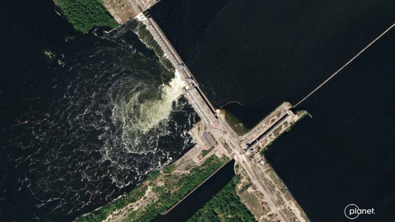 Officials said waters were expected to rise further following Tuesday’s dramatic rupture of the Kakhovka dam about 70 kilometers (44 miles) to the east of the city of Kherson, but were slowing. (Image: Planet Labs PBC via AFP)