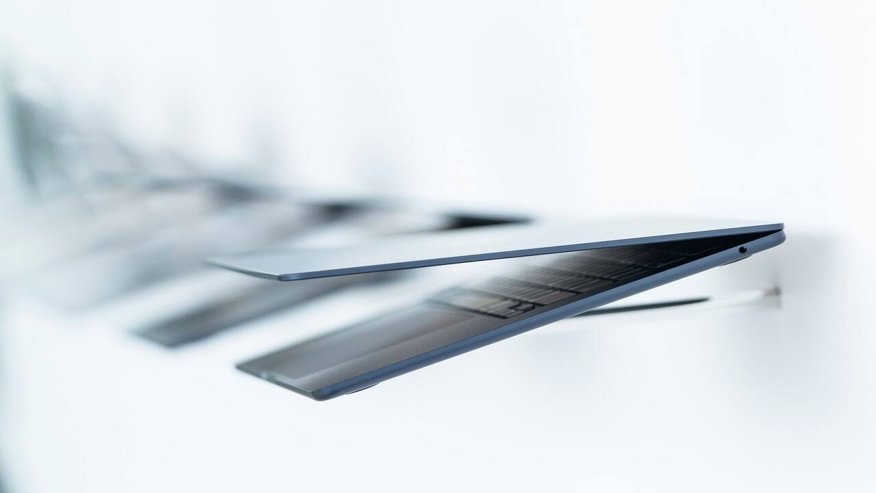 Apple debuts 15-inch MacBook Air, Mac Studio with faster chip