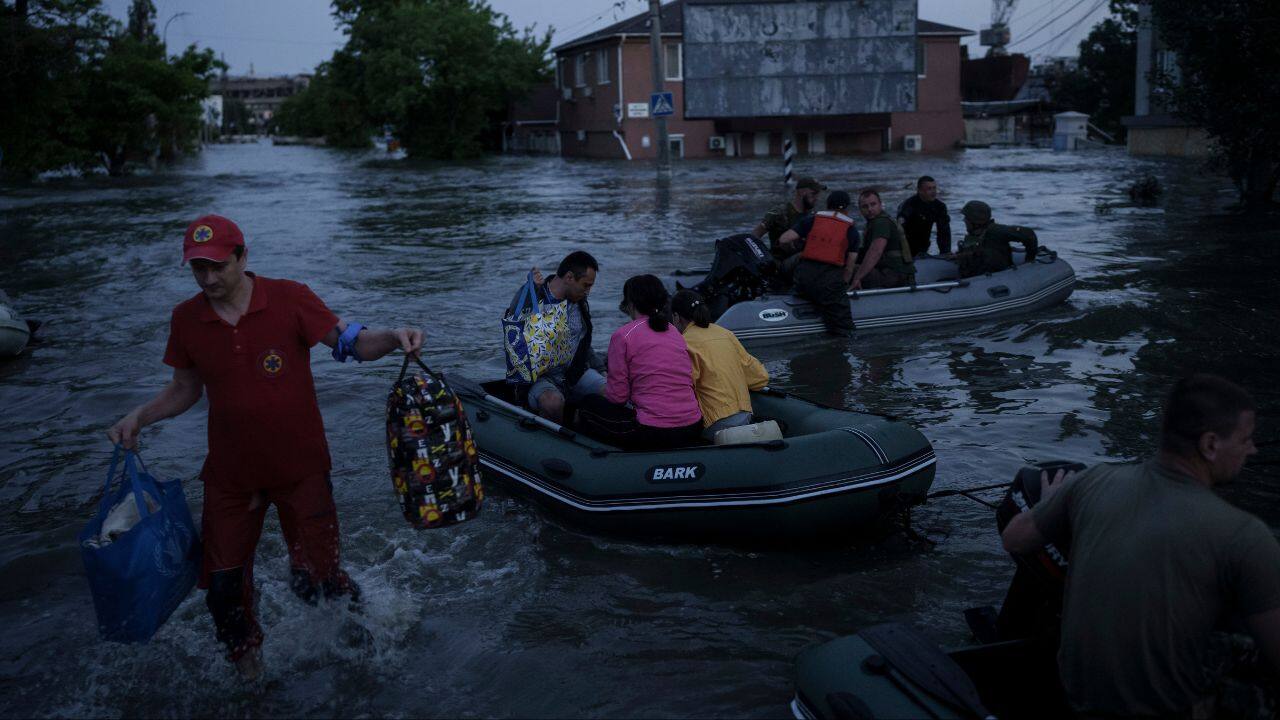 The city's Russia-appointed mayor, Vladimir Leontyev, said seven people were missing but early signs indicated that they could be alive. Officials in Russia-controlled parts of Kherson region said 900 Nova Kalhovka residents were evacuated, including 17 rescued from the tops of flooded buildings. (Image: AP)