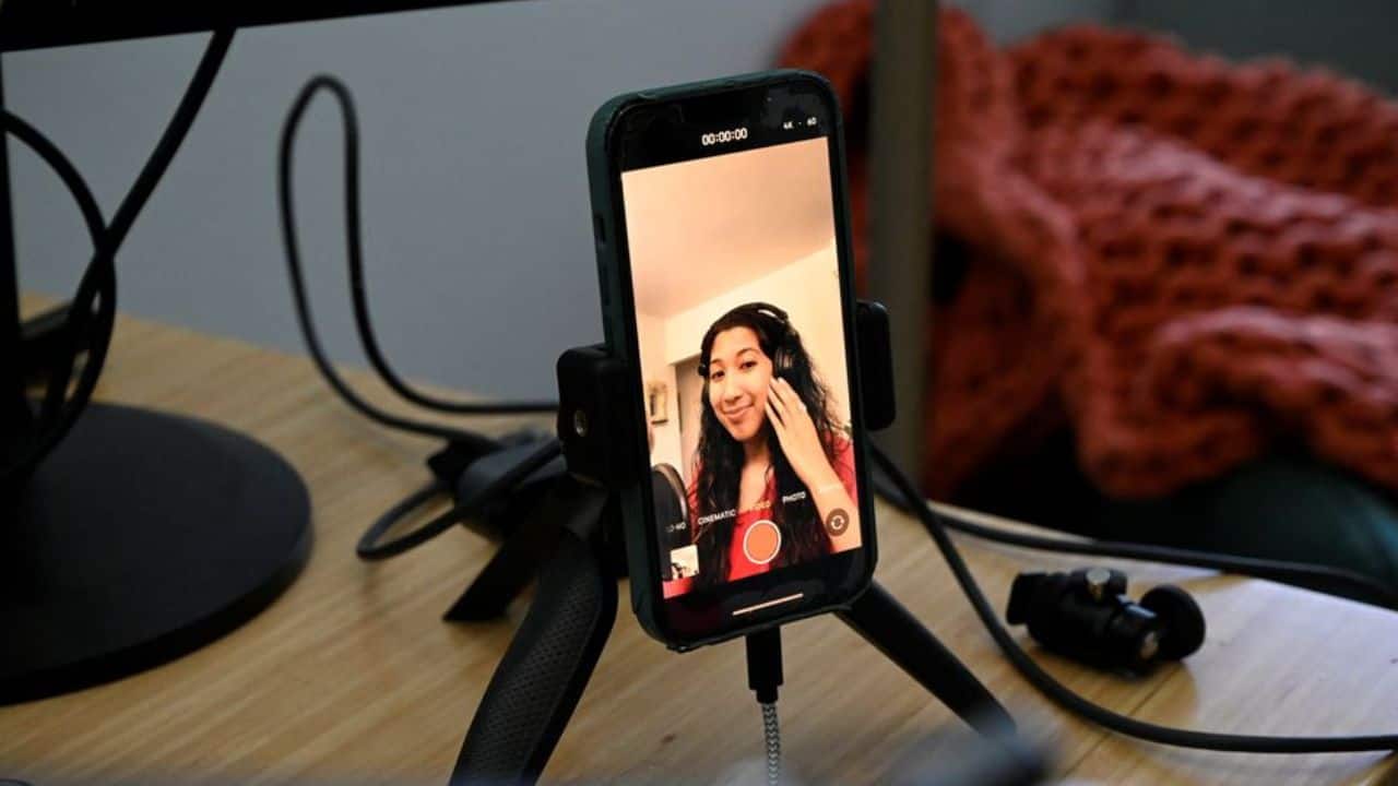 Lisa Remillard, a 20-year veteran of broadcast journalism who has been a TV anchor in Tallahassee, Florida, and San Diego, California, hopes to parlay this growth into a new business model that could help independent journalists earn a living on TikTok and other social media platforms.Remillard founded BEONDTV, a lifestyle and entertainment digital media company. (Image: Reuters) Lisa Remillard, a 20-year veteran of broadcast journalism who has been a TV anchor in Tallahassee, Florida, and San Diego, California, hopes to parlay this growth into a new business model that could help independent journalists earn a living on TikTok and other social media platforms.Remillard founded BEONDTV, a lifestyle and entertainment digital media company. (Image: Reuters)