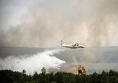 Quebec Wildfire: Canada awaits wildfire help, as thousands more may flee
