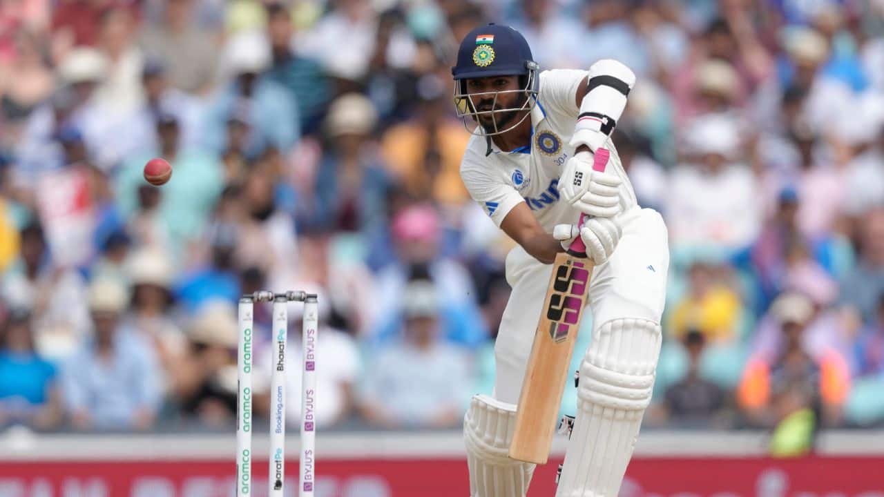 Boland almost bagged a third wicket in the over when Srikar Bharat edged over the slips and 1.7-meter (5-foot-6) Warner couldn't leap high enough. (Source: AP)