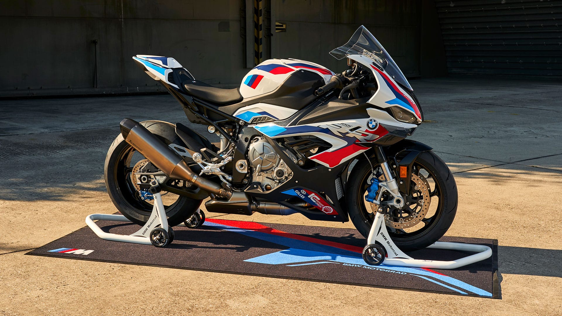Mr Vikram Pawah, Presidenr of BMW Group India said, &quot; With the new BMW M 1000 RR, BMW Motorrad has set a new milestone in the field of superbikes. This new BMW stands for absolute performance and exclusivity down to the last detail and is built for those who are driven by passion.&quot;