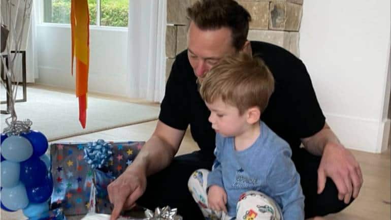Elon Musk's son asks about police cats, Delhi Police has the best reply - Vimarsana News