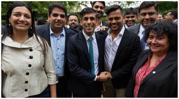 Rishi Sunak was photographed with several Indian entrepreneurs and notable personalities. (Image: @gauravmunjal/Twitter)