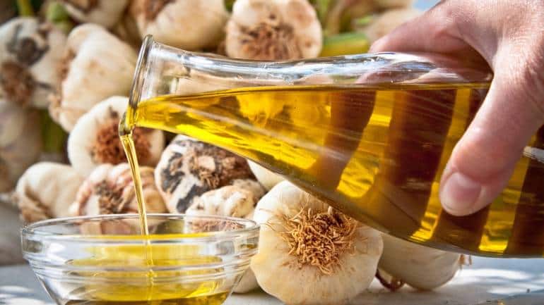 Health benefits of extra virgin olive oil healthy fat food