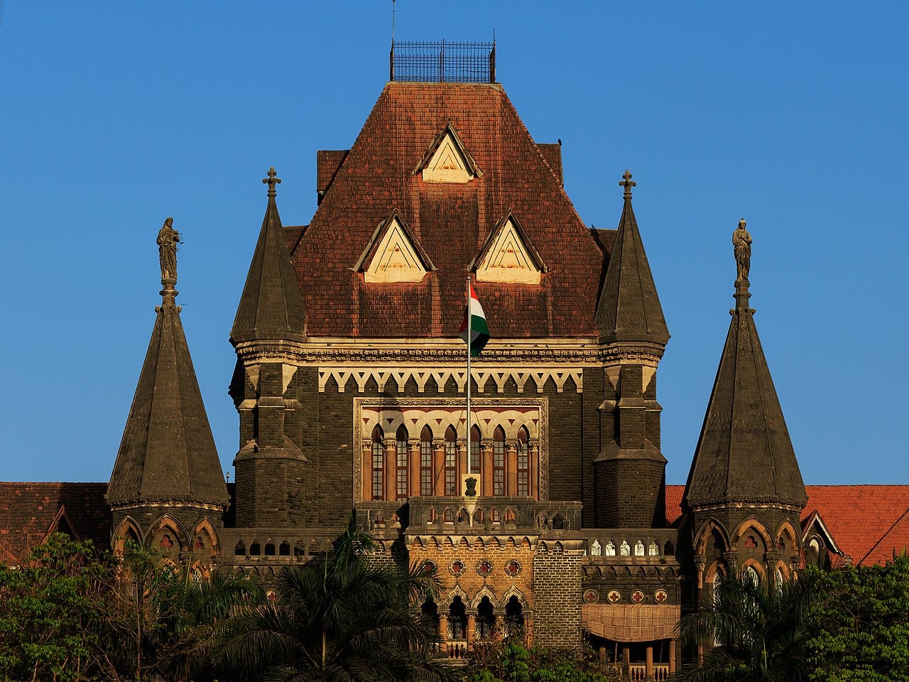 India's most haunted towns, palaces, courts... libraries to visit if ...