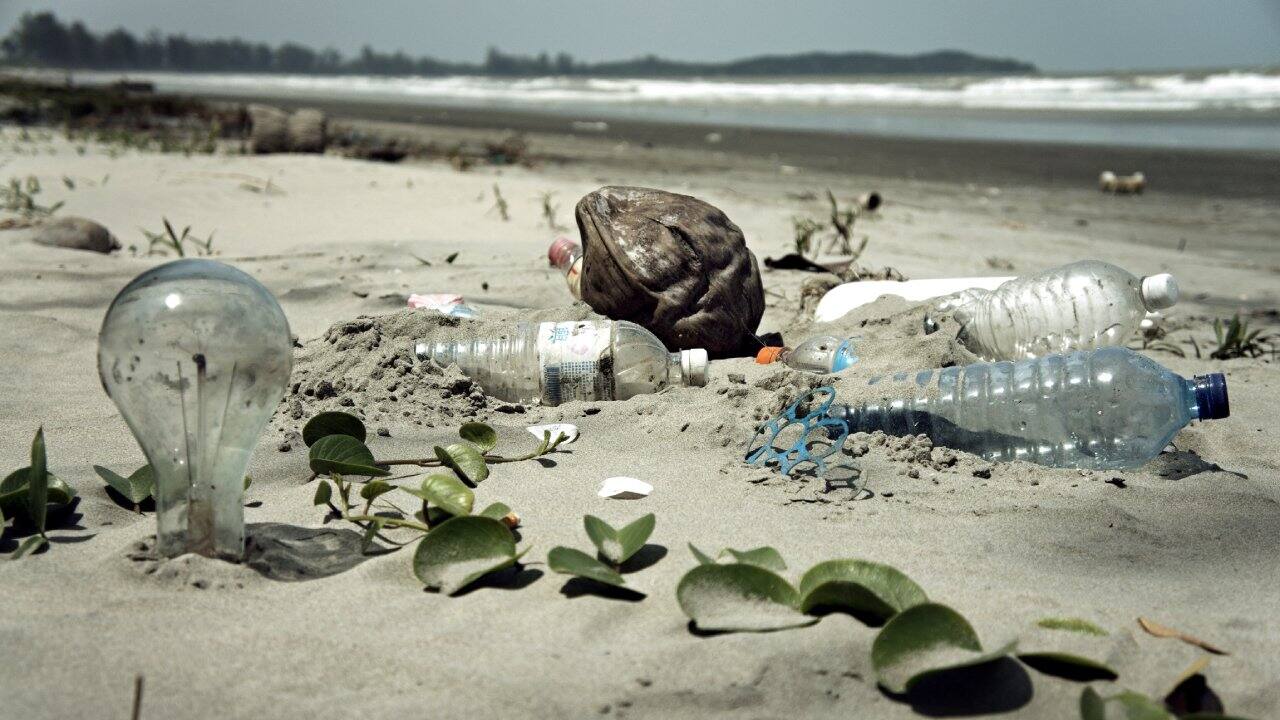 Number story: India chucks around 3,800 tonnes of PET plastic a day Number story: India chucks around 3,800 tonnes of PET plastic a day