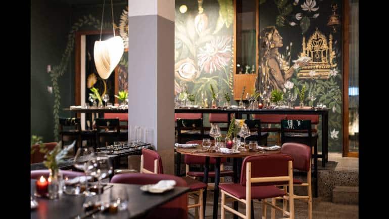 Mumbai's new restaurant with a side of art, Circle Sixty Nine - Vimarsana News